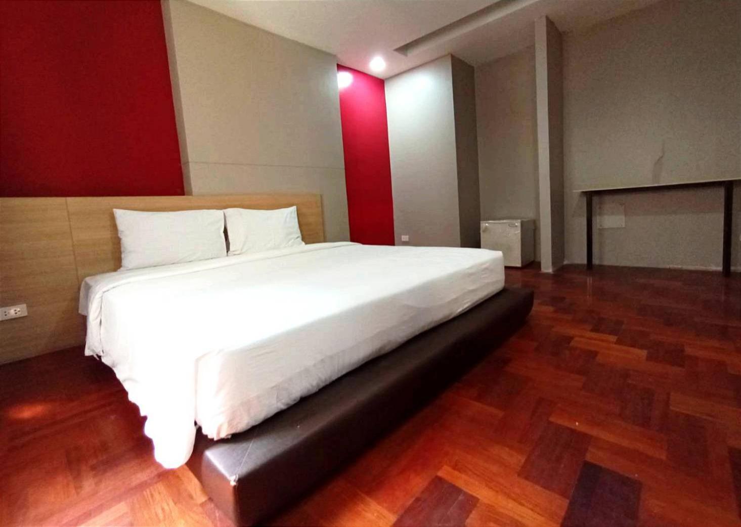 โกอินน์ สีลม - สถานีรถไฟฟ้าเซนต์หลุยส์ Go Inn Silom - Bts Saint Louis Bangkok Bagian luar foto
