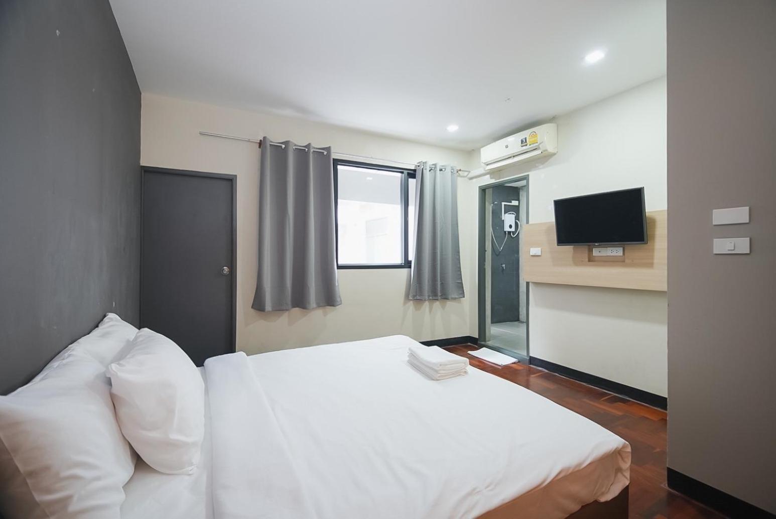 โกอินน์ สีลม - สถานีรถไฟฟ้าเซนต์หลุยส์ Go Inn Silom - Bts Saint Louis Bangkok Bagian luar foto